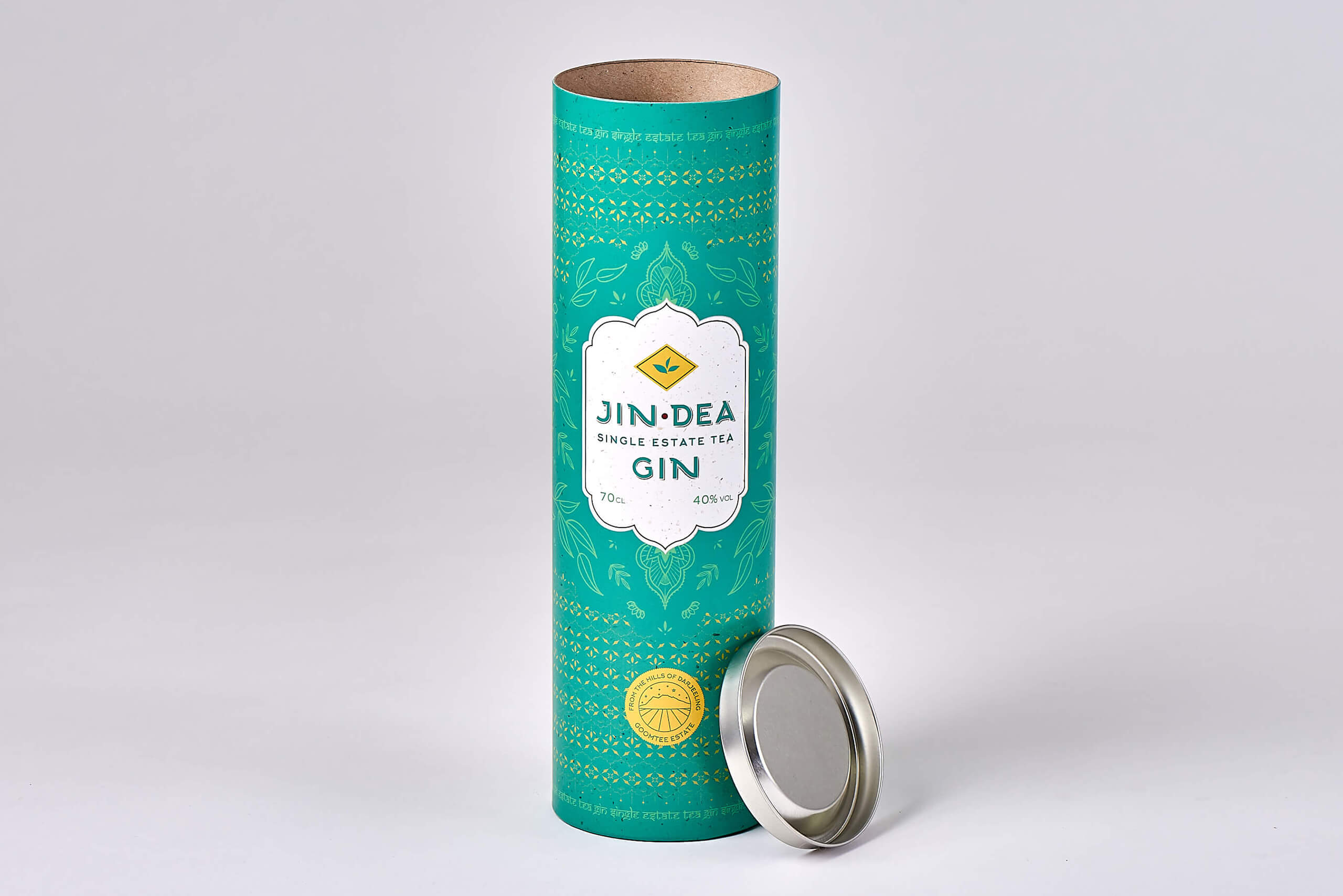 Jin Dea card tube packaging
